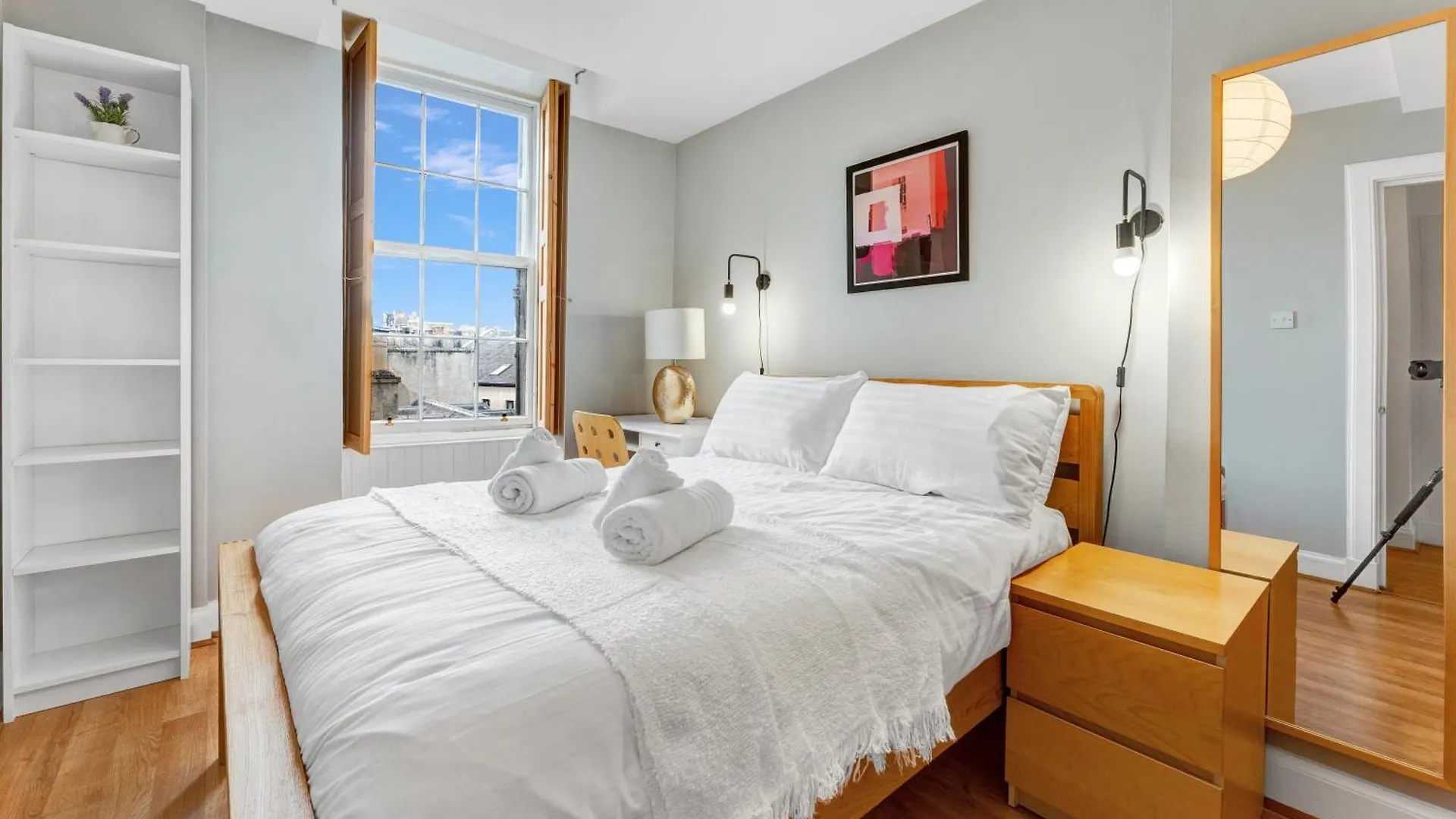Gorgeous, Cozy 2Br Royal Mile-Old Town Apartment Edinburgh