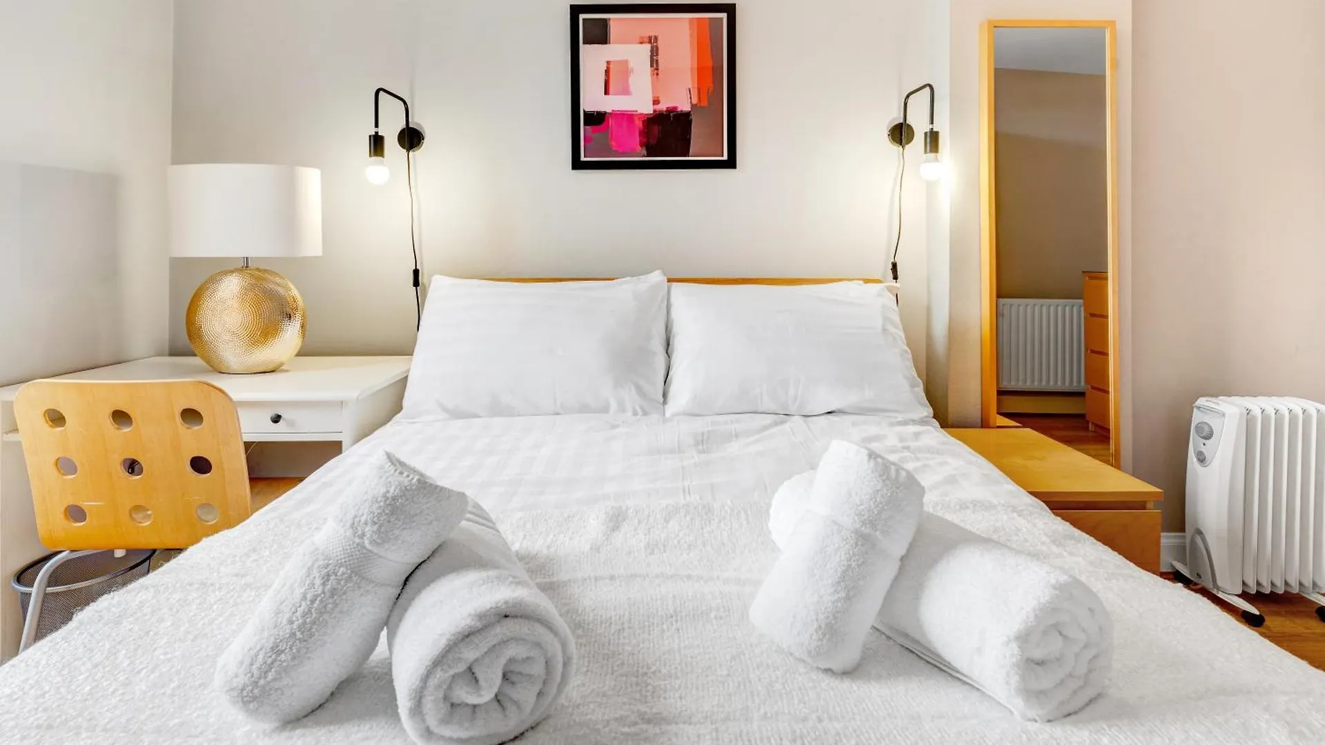 Gorgeous, Cozy 2Br Royal Mile-Old Town Apartment Edinburgh 0*,  United Kingdom